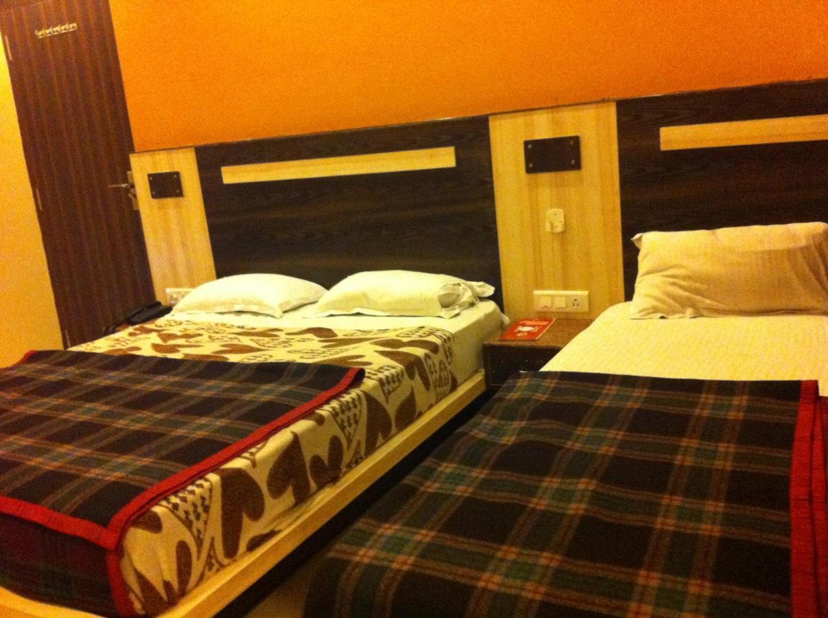 Mewar Hotel Dzsaipur Szoba fotó